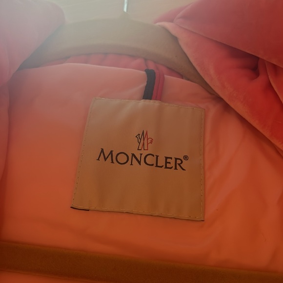 Moncler velvet down bomber pink jacket - Picture 6 of 14